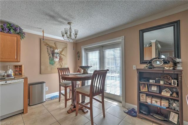 1004 SE 25th TER, Cape Coral, FL 33904