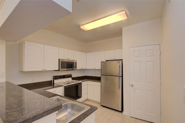 1330 Old Spanish Trail 2111, Houston, TX 77054