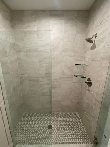 1979 Harvest Road, Liberty, MO 64068