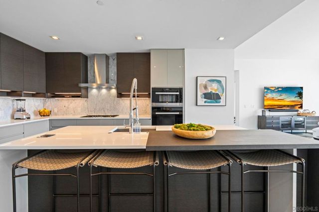 2604 5th Ave 406, San Diego, CA 92103