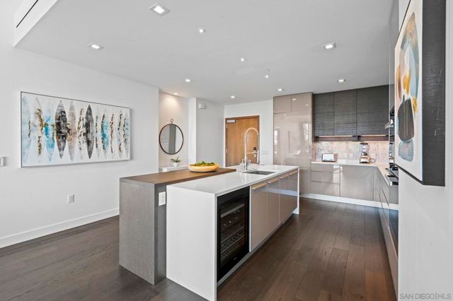 2604 5th Ave 406, San Diego, CA 92103