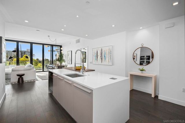 2604 5th Ave 406, San Diego, CA 92103