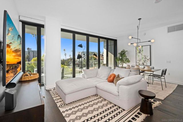 2604 5th Ave 406, San Diego, CA 92103