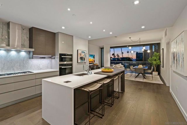 2604 5th Ave 406, San Diego, CA 92103