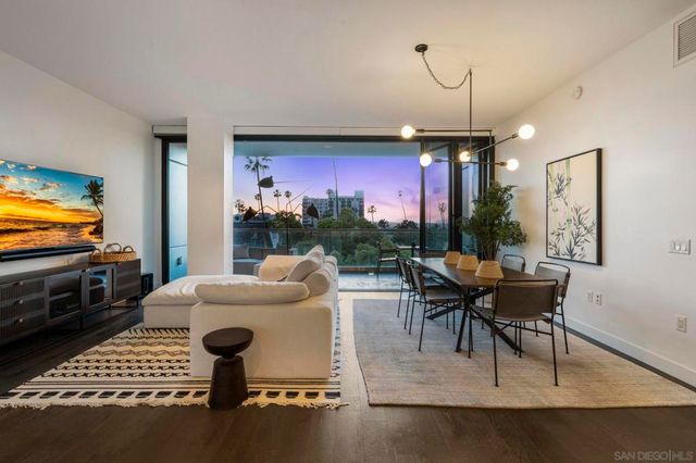 2604 5th Ave 406, San Diego, CA 92103