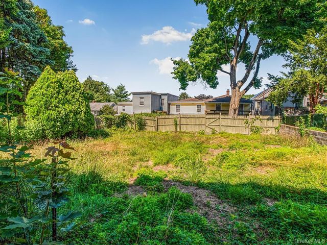 22-24 S Eckar, Irvington, NY 10533