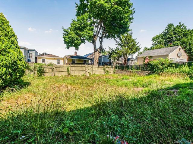 22-24 S Eckar, Irvington, NY 10533