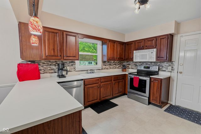1538 Pittwood Drive, Indianapolis, IN 46240