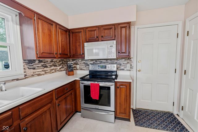 1538 Pittwood Drive, Indianapolis, IN 46240