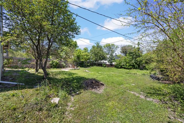 1050 27th Street NE, Cedar Rapids, IA 52402