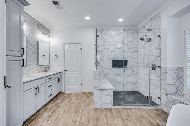 3110 Barton Point DR, Austin, TX 78733