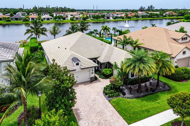 9316 Grand Prix Lane, Boynton Beach, FL 33472