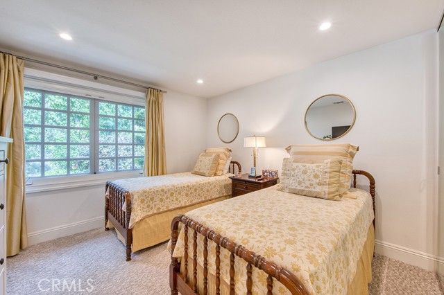 23271 Via Dorado, Laguna Hills, CA 92679