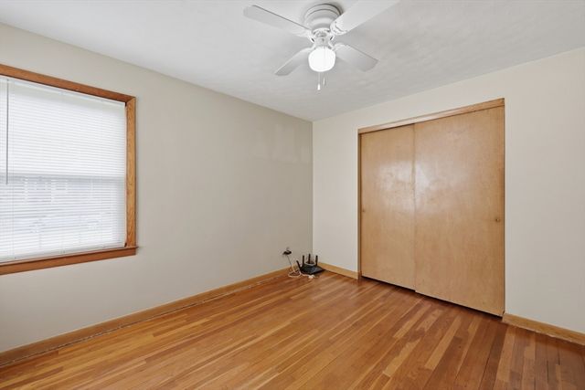 20 Elaine Street, Webster, MA 01570