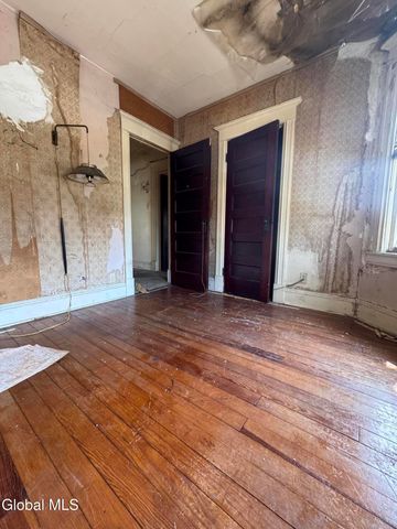 1256 Parkwood Boulevard, Schenectady, NY 12308