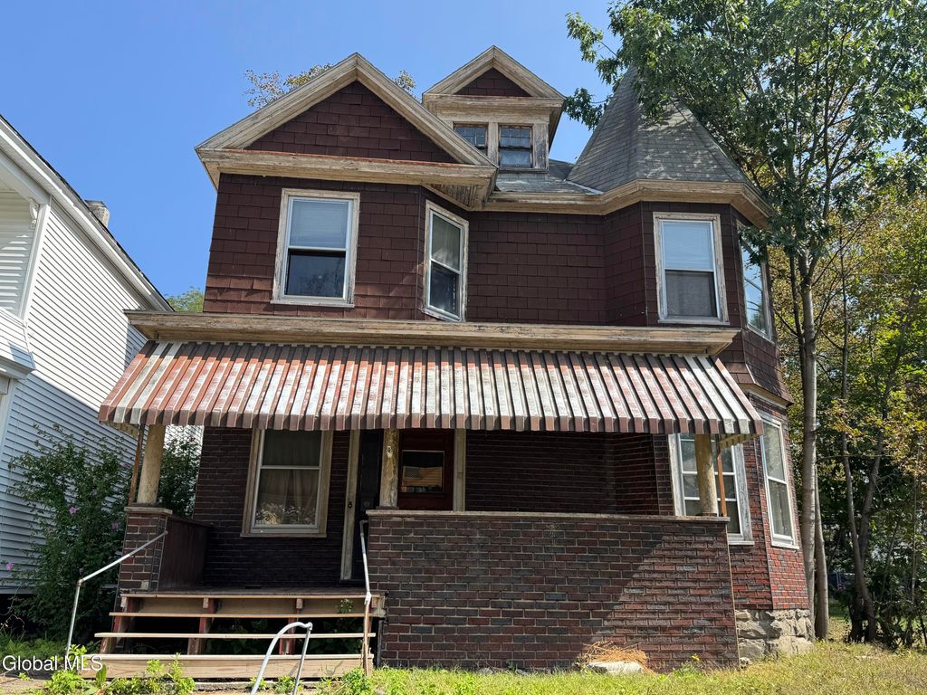 1256 Parkwood Boulevard, Schenectady, NY 12308