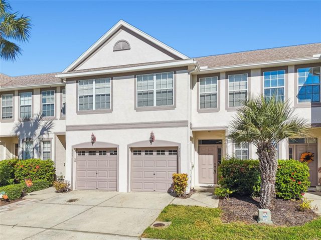 571 SHOREHAM COURT NE, St Petersburg, FL 33716