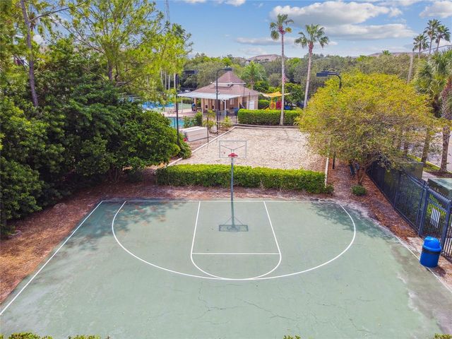 571 SHOREHAM COURT NE, St Petersburg, FL 33716