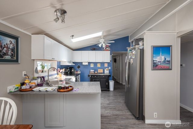 2240 W Broadway Ave #25, Moses Lake, WA 98837