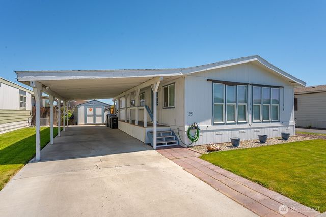 2240 W Broadway Ave #25, Moses Lake, WA 98837