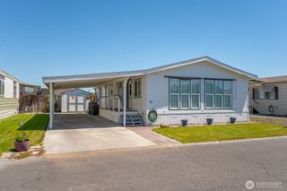 2240 W Broadway Ave #25, Moses Lake, WA 98837