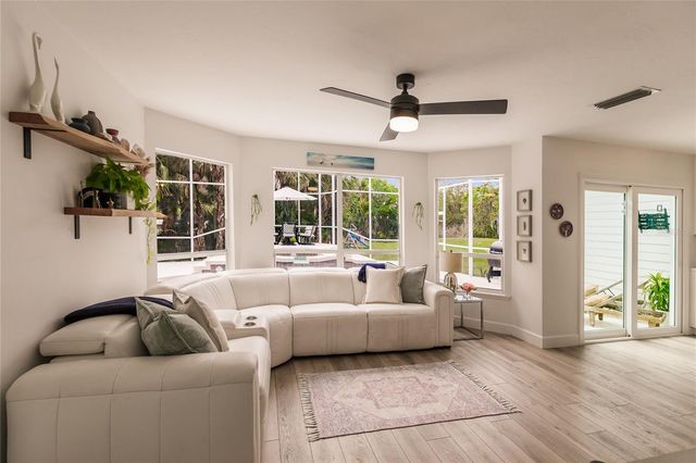 1587 FIRETHORNE LAKES DRIVE, Sarasota, FL 34240