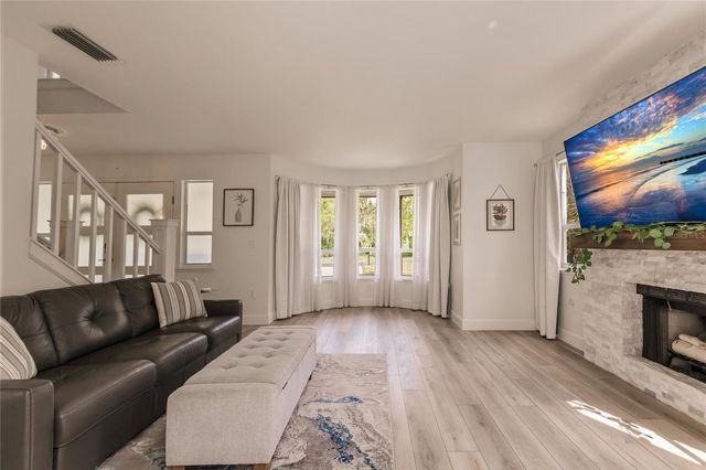 1587 FIRETHORNE LAKES DRIVE, Sarasota, FL 34240