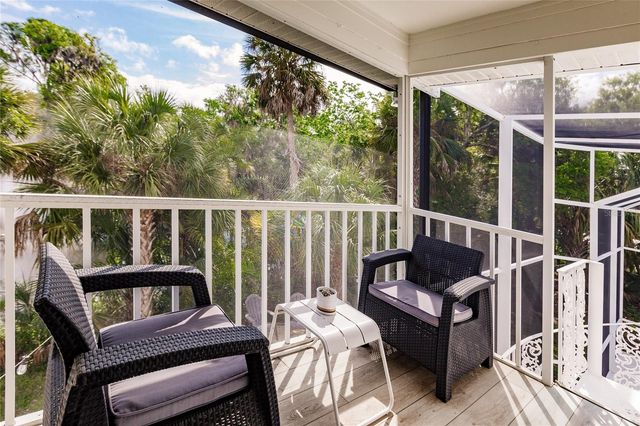 1587 FIRETHORNE LAKES DRIVE, Sarasota, FL 34240