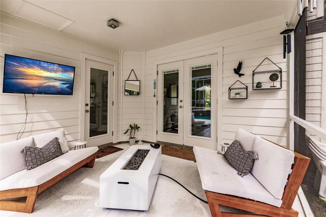 1587 FIRETHORNE LAKES DRIVE, Sarasota, FL 34240