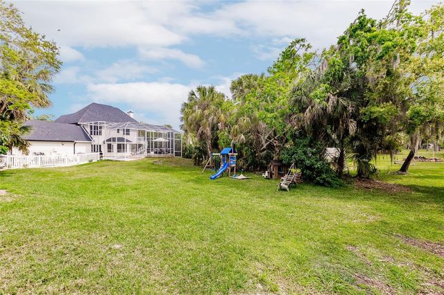 1587 FIRETHORNE LAKES DRIVE, Sarasota, FL 34240