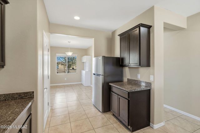 11293 W Folsom Point Drive, Marana, AZ 85658