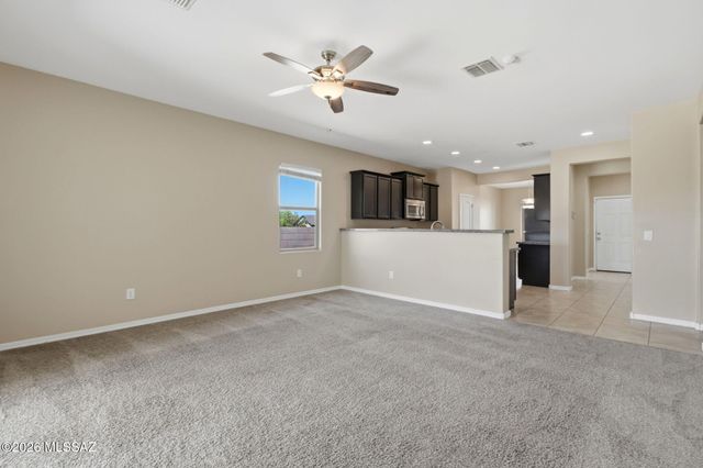 11293 W Folsom Point Drive, Marana, AZ 85658