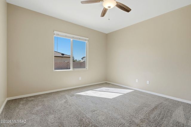 11293 W Folsom Point Drive, Marana, AZ 85658