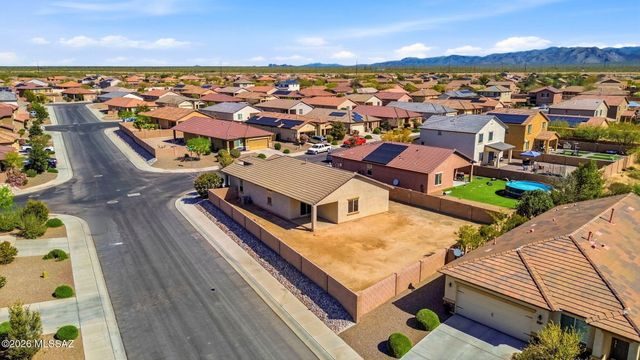11293 W Folsom Point Drive, Marana, AZ 85658