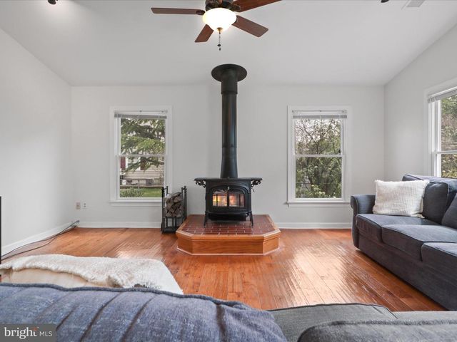 13129 PENNYPACKER LANE, Fairfax, VA 22033