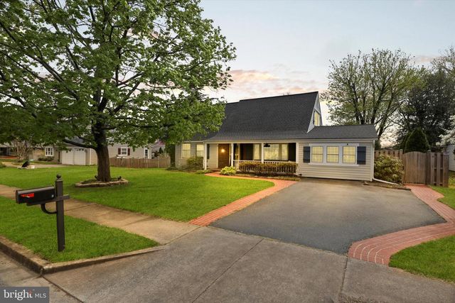 13129 PENNYPACKER LANE, Fairfax, VA 22033