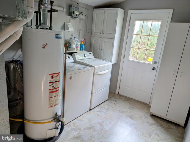 13129 PENNYPACKER LANE, Fairfax, VA 22033