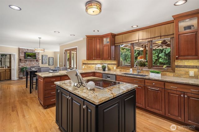 2521 227th Place NE, Sammamish, WA 98074