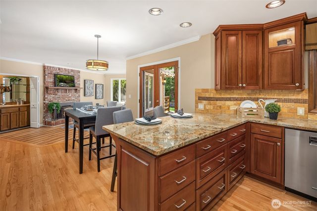2521 227th Place NE, Sammamish, WA 98074