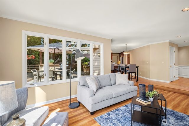 2521 227th Place NE, Sammamish, WA 98074