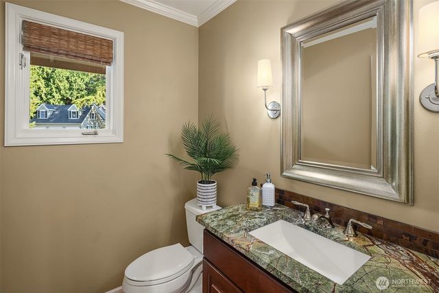 2521 227th Place NE, Sammamish, WA 98074