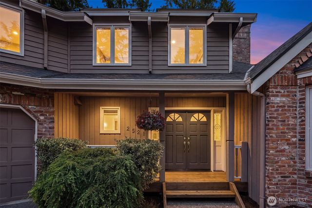 2521 227th Place NE, Sammamish, WA 98074