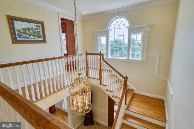 899 EARLE RD, Charles Town, WV 25414