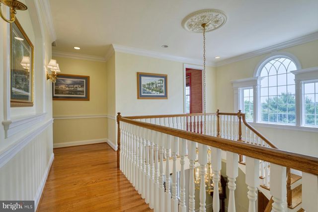 899 EARLE RD, Charles Town, WV 25414