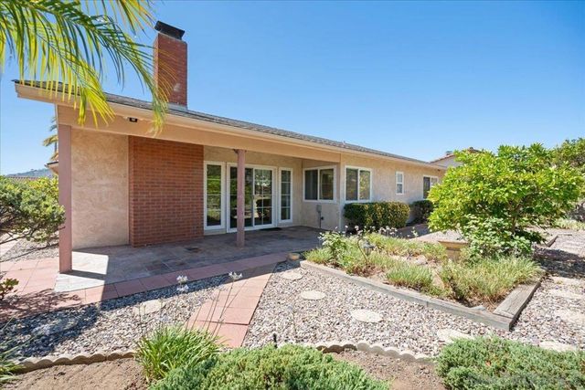16620 San Salvador Ct, San Diego, CA 92128