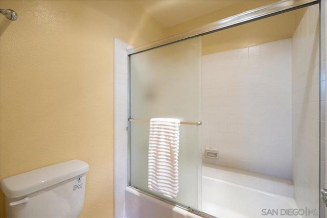 16620 San Salvador Ct, San Diego, CA 92128