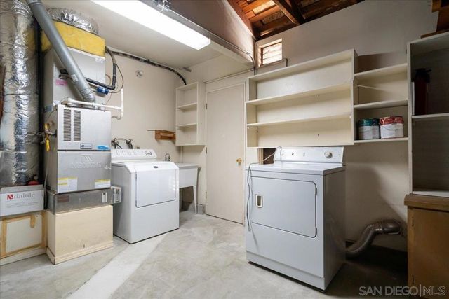 16620 San Salvador Ct, San Diego, CA 92128