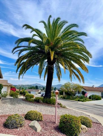16620 San Salvador Ct, San Diego, CA 92128