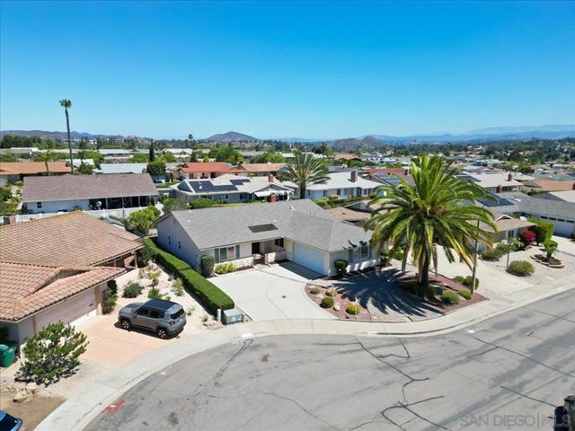 16620 San Salvador Ct, San Diego, CA 92128