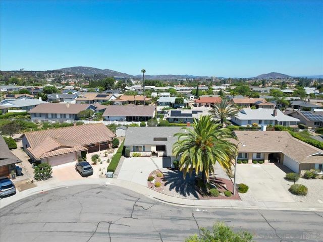 16620 San Salvador Ct, San Diego, CA 92128